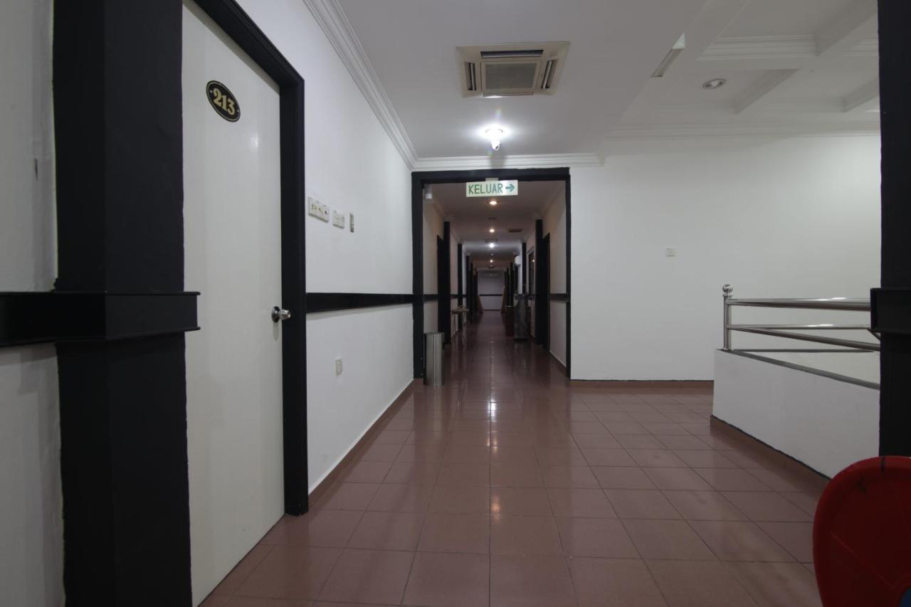 G City Hotel Teluk Intan Exterior photo