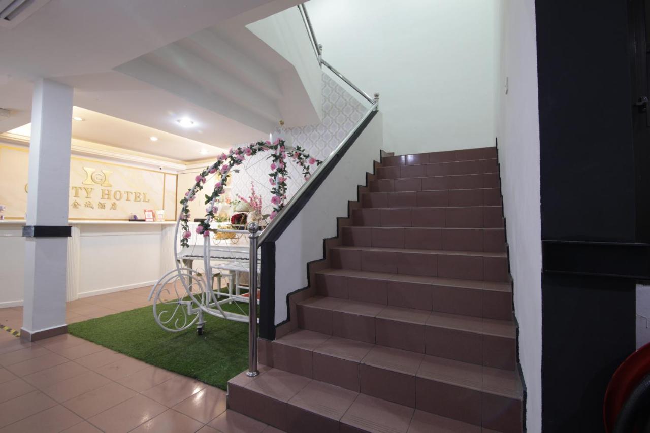 G City Hotel Teluk Intan Exterior photo