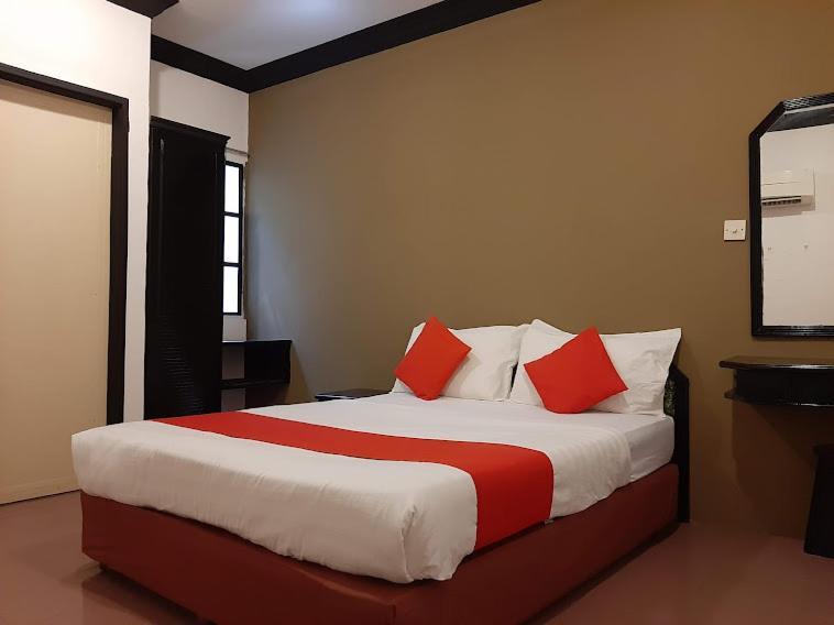 G City Hotel Teluk Intan Exterior photo